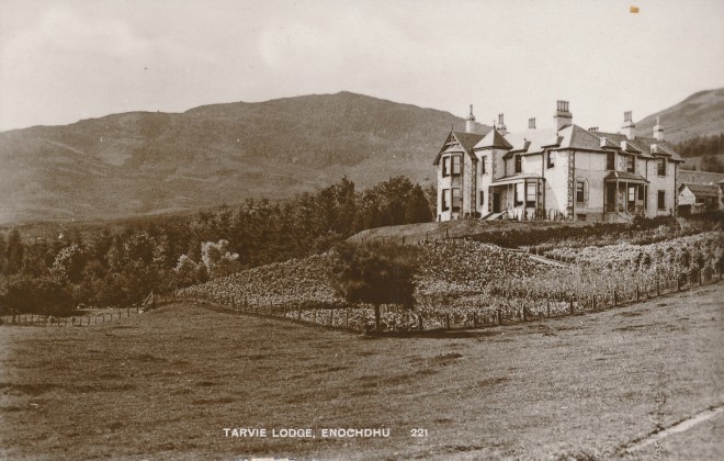 'Tarvie Lodge, Enochdhu'.