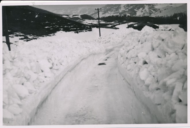 A road that has been cleared in Glenshee, 1940.