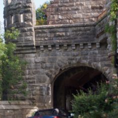 Car going through bridge house 2018 Car going through bridge house 2018